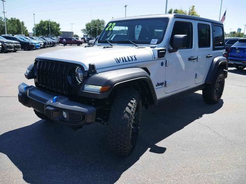 Used 2023 Jeep Wrangler Unlimited w/ Cold Weather Group AWD/4WD image 4