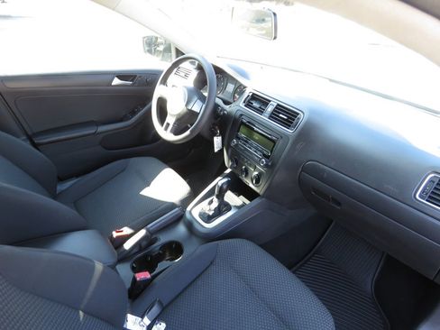 Used 2014 Volkswagen Jetta S image 13