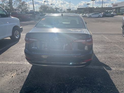 Used 2019 Volkswagen Jetta S w/ Driver Assistance Package FWD image 5