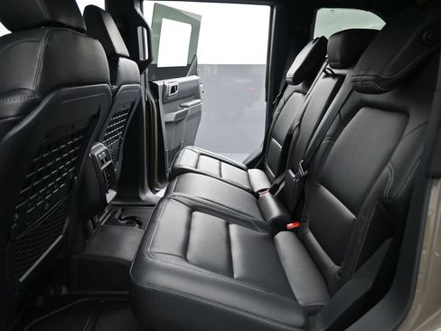 New 2025 Ford Bronco Badlands image 20