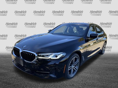 Certified 2023 BMW 530i xDrive w/ Premium Package image 5