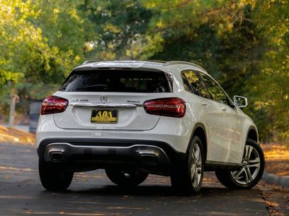 Used 2019 Mercedes-Benz GLA 250 4MATIC w/ Convenience Package