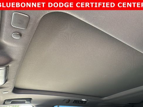 Used 2022 GMC Yukon Denali AWD/4WD image 11