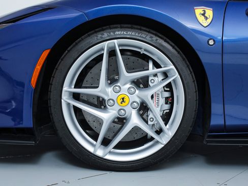 Certified 2021 Ferrari F8 Tributo image 42