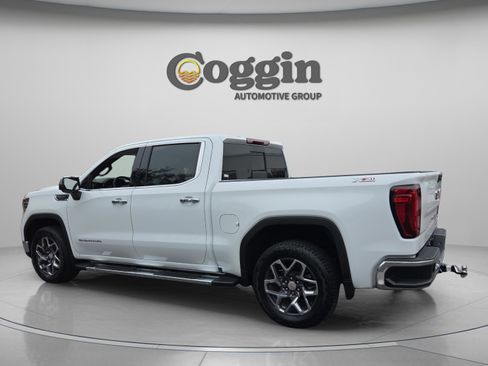 Used 2026 GMC Sierra 1500 SLT w/ SLT Premium Plus Package image 4