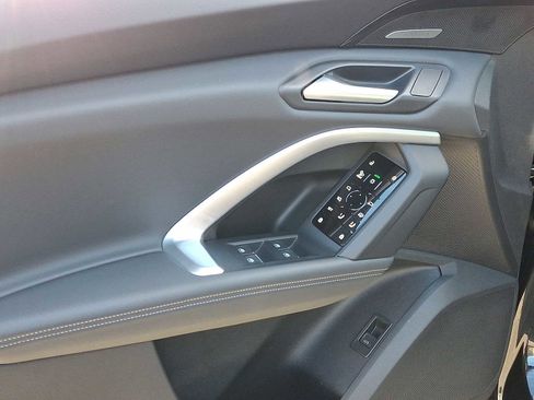 Certified 2025 Audi Q5 Premium Plus w/ Premium Plus image 10