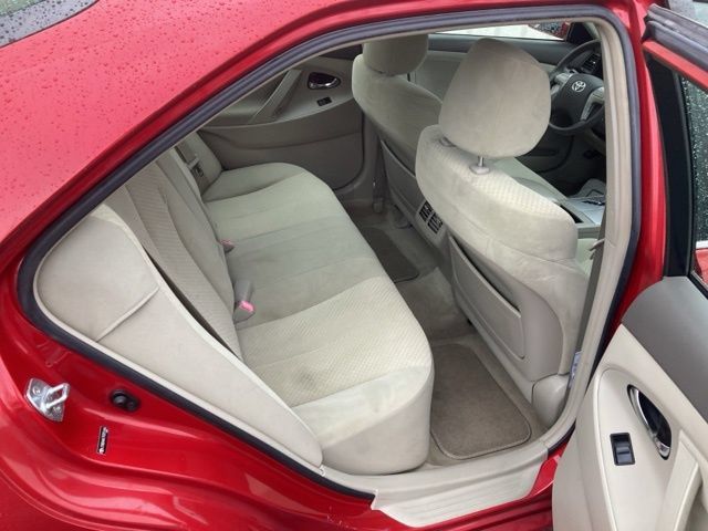 Used 2009 Toyota Camry Hybrid w/ Upgrade Pkg FWD image 34
