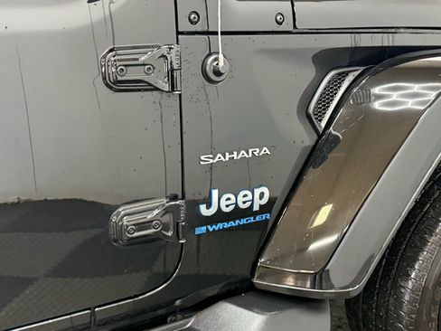 Used 2023 Jeep Wrangler Unlimited Sahara w/ Cold Weather Group image 48