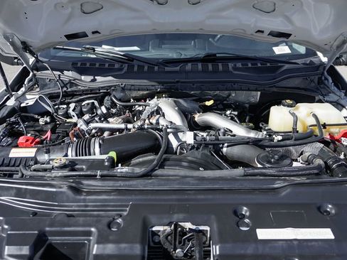 Used 2021 Ford F350 XLT AWD/4WD image 12