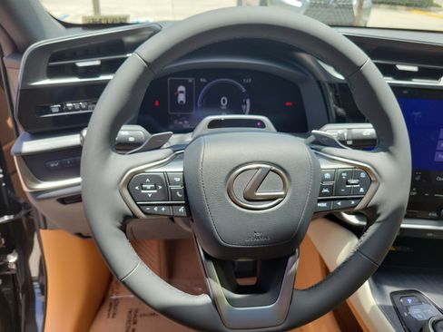 Used 2026 Lexus RZ 350e 2WD w/ Convenience Package image 27
