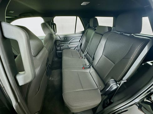 Used 2025 Toyota 4Runner SR5 image 26