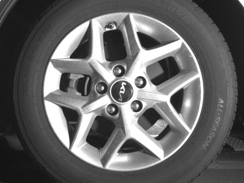 Used 2025 Kia Soul LX w/ LX Technology Package FWD image 14