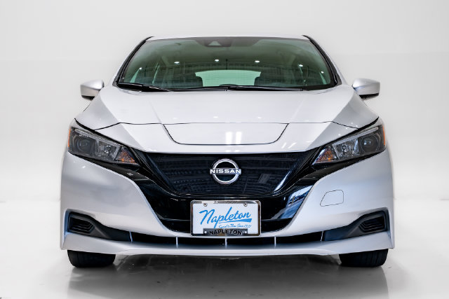 Used 2025 Nissan Leaf S FWD image 4