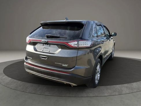 Used 2017 Ford Edge Titanium FWD image 11