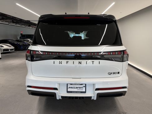 Used 2025 INFINITI QX80 Autograph AWD/4WD image 3