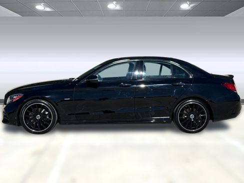 Used 2021 Mercedes-Benz C 300 Sedan image 2