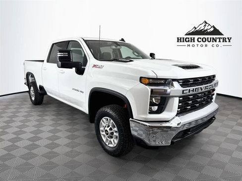 Used 2023 Chevrolet Silverado 2500 LT AWD/4WD image 1