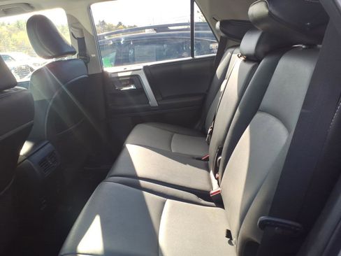 Used 2017 Toyota 4Runner SR5 Premium AWD/4WD image 8