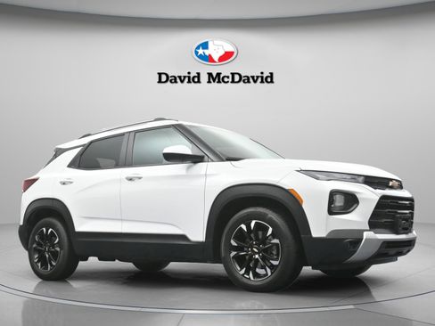 Used 2023 Chevrolet TrailBlazer LT FWD image 27