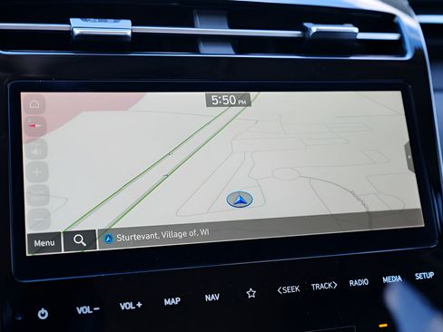 Certified 2024 Hyundai Tucson Limited AWD/4WD image 40