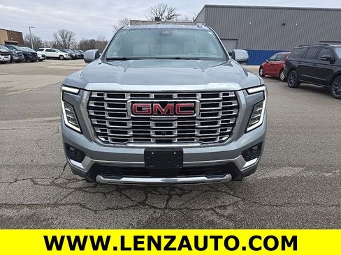 Used 2025 GMC Yukon Denali w/ Denali Reserve Package image 2