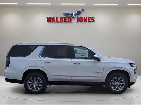 New 2025 Chevrolet Tahoe Premier image 2