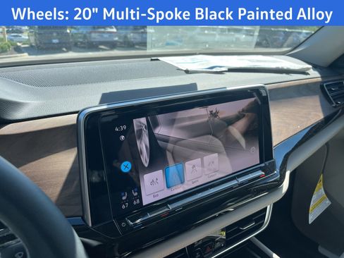 New 2026 Volkswagen Atlas SE FWD image 19