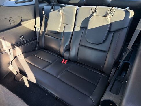 Used 2025 Ford Explorer ST-Line image 14