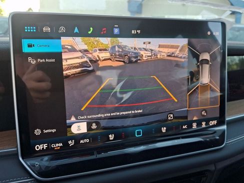 New 2026 Volkswagen Tiguan SEL R-Line AWD/4WD image 12