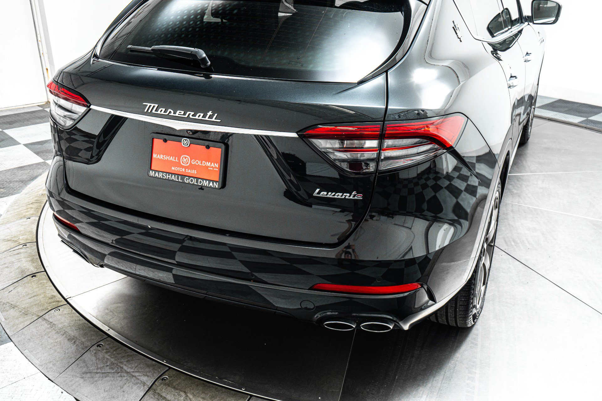 Used 2023 Maserati Levante GT AWD/4WD image 35