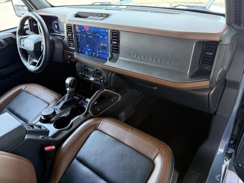 Used 2024 Ford Bronco Outer Banks image 34