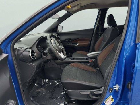 Used 2023 Nissan Kicks SR FWD image 15