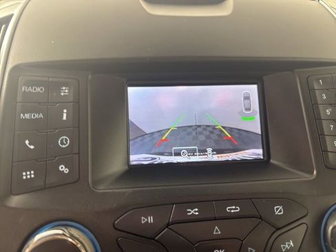 Used 2019 Ford Edge SE w/ SE Fleet Driver's Package AWD/4WD image 6