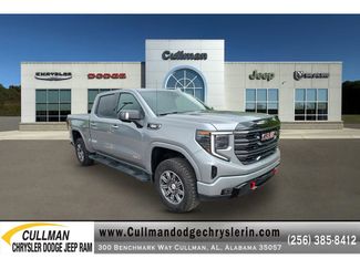Used 2025 GMC Sierra 1500 AT4 w/ Technology Package AWD/4WD video 1