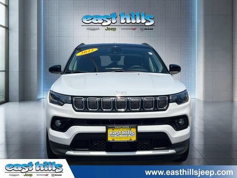 Certified 2022 Jeep Compass Limited AWD/4WD image 2