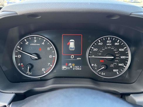 Certified 2025 Subaru Crosstrek 2.0i Premium image 24