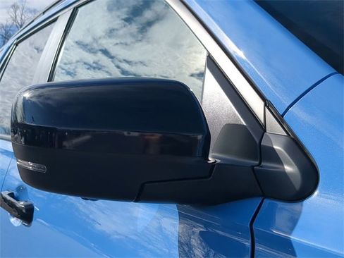 Used 2025 Honda Pilot TrailSport image 11