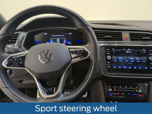Used 2023 Volkswagen Tiguan SE R-Line FWD image 23