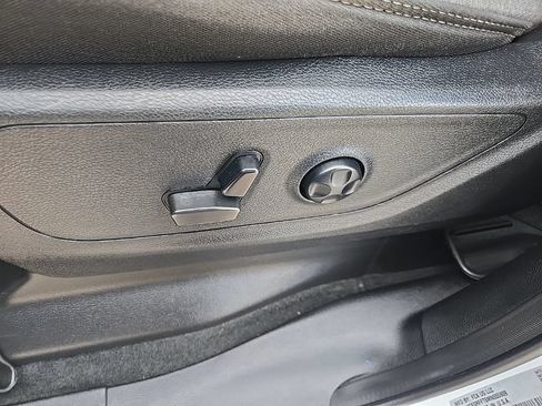 Used 2021 RAM 1500 Big Horn AWD/4WD image 47