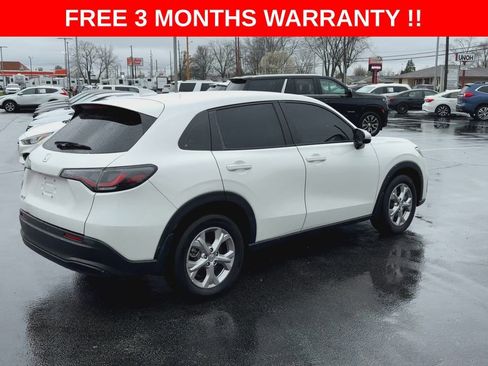 Used 2025 Honda HR-V LX image 8