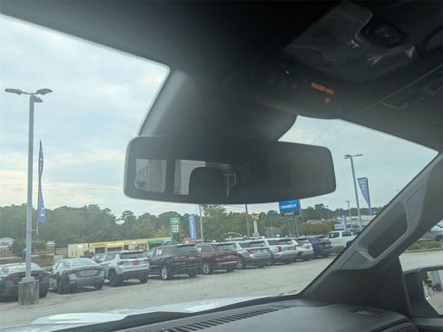 Certified 2025 Chevrolet Colorado Z71 w/ Z71 Convenience Package 2 image 26