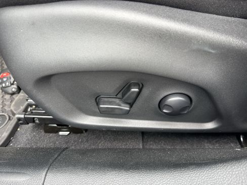 New 2024 Jeep Compass Latitude w/ Convenience Group image 19