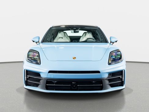 Used 2025 Porsche Panamera 4 w/ Premium Package image 21