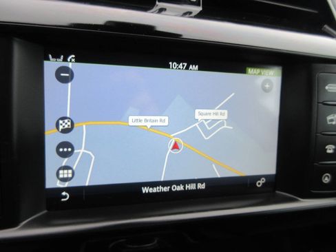 Used 2017 Jaguar XE Premium image 34