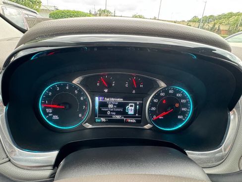 Used 2018 Chevrolet Traverse LT AWD/4WD image 13