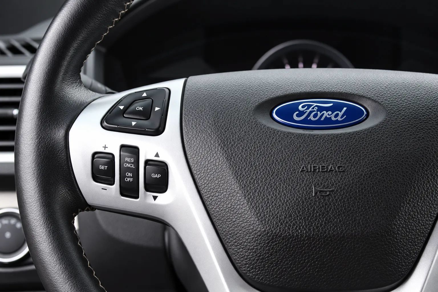 Used 2015 Ford Explorer Sport w/ Equipment Group 401A AWD/4WD image 17