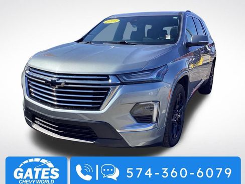 Used 2023 Chevrolet Traverse Premier image 6