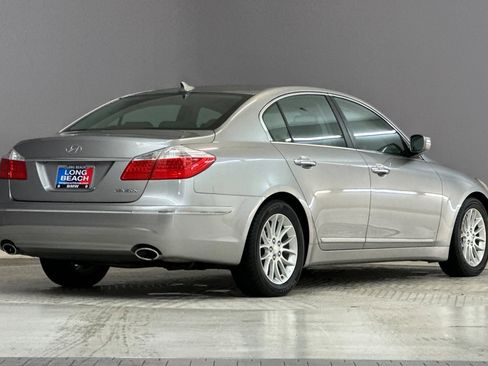 Used 2009 Hyundai Genesis 3.8 image 9