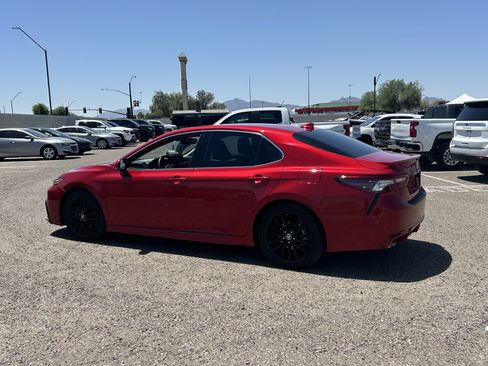 Used 2022 Toyota Camry XSE w/ Carpet Mat Package (TMS) FWD image 3