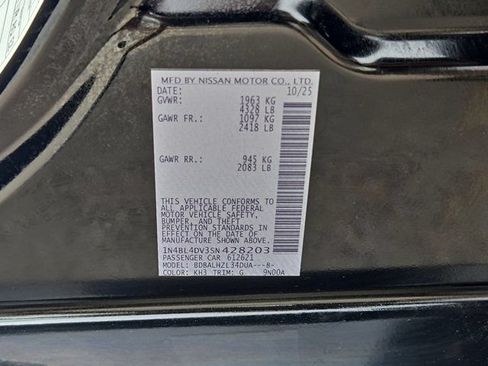 Used 2025 Nissan Altima 2.5 SV FWD image 33